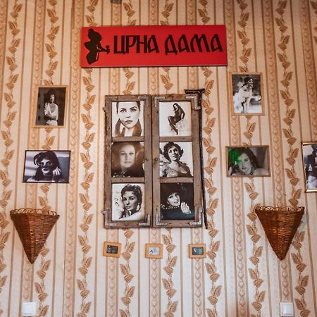 Laufer Hostel Novi Sad Buitenkant foto