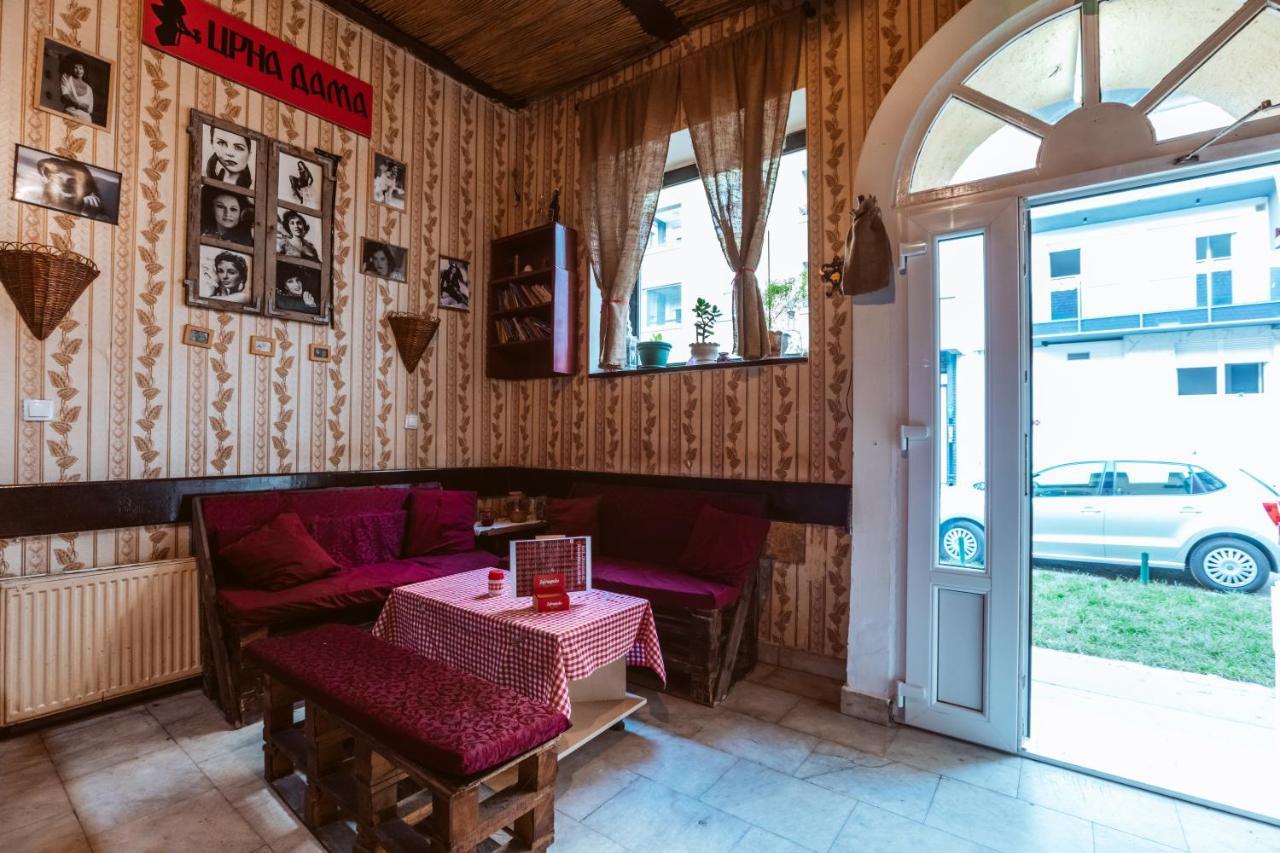 Laufer Hostel Novi Sad Buitenkant foto
