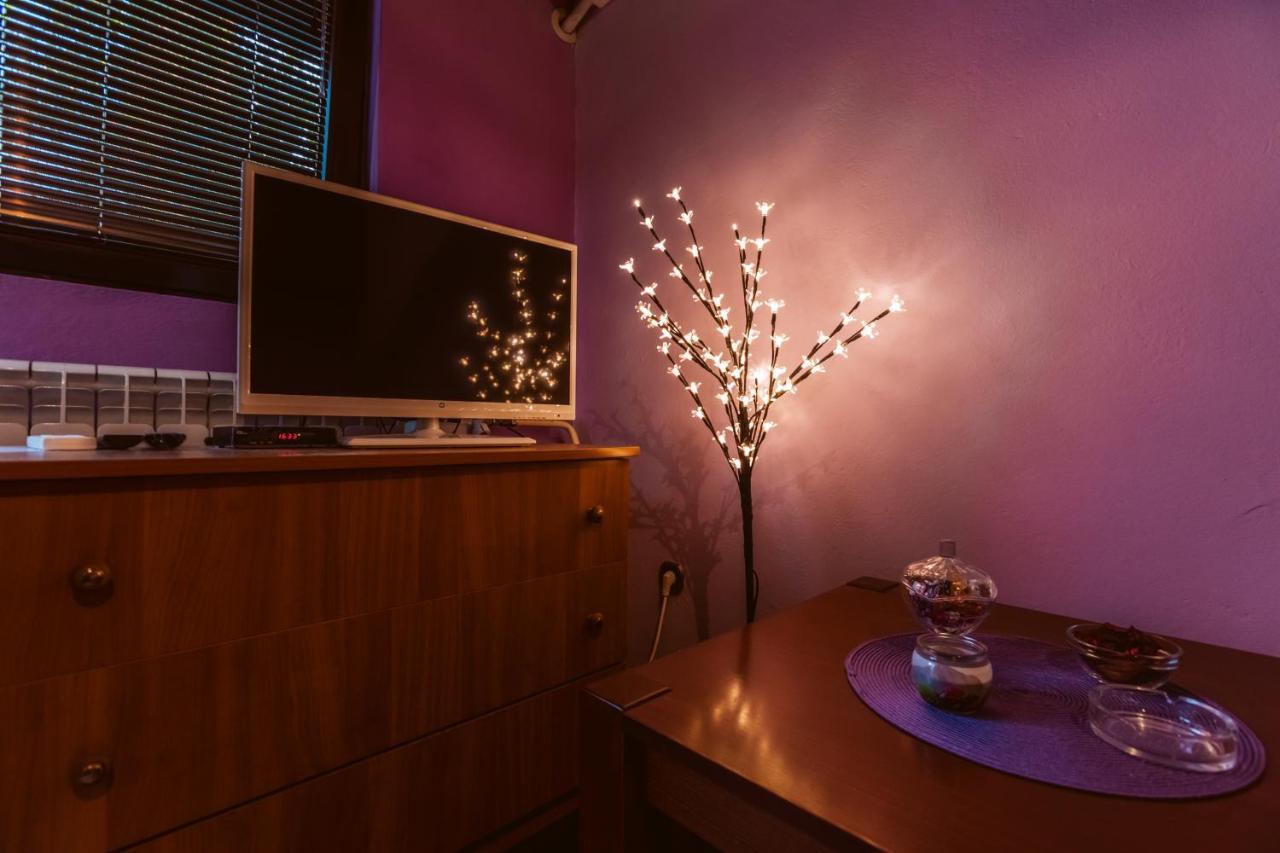 Laufer Hostel Novi Sad Buitenkant foto