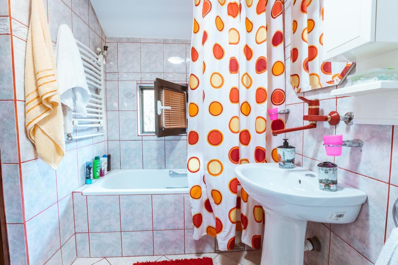 Laufer Hostel Novi Sad Buitenkant foto