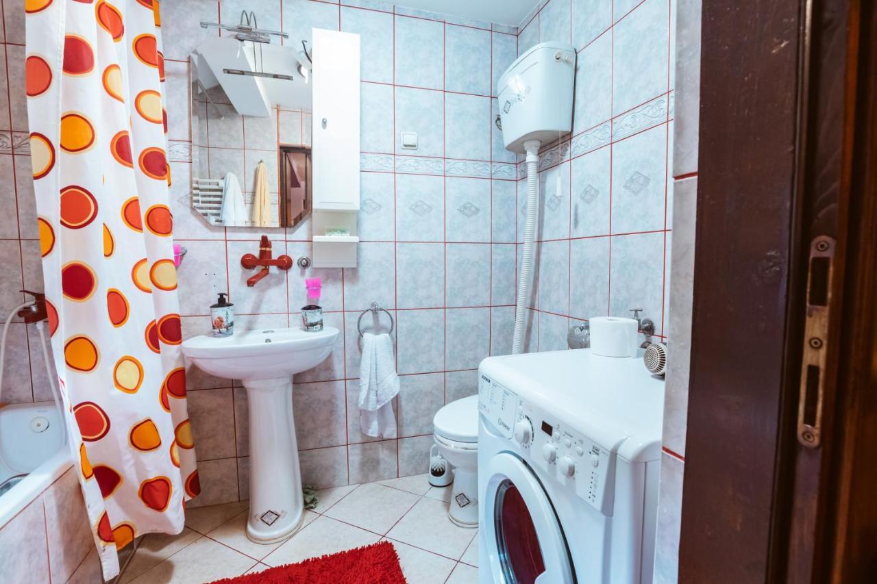 Laufer Hostel Novi Sad Buitenkant foto
