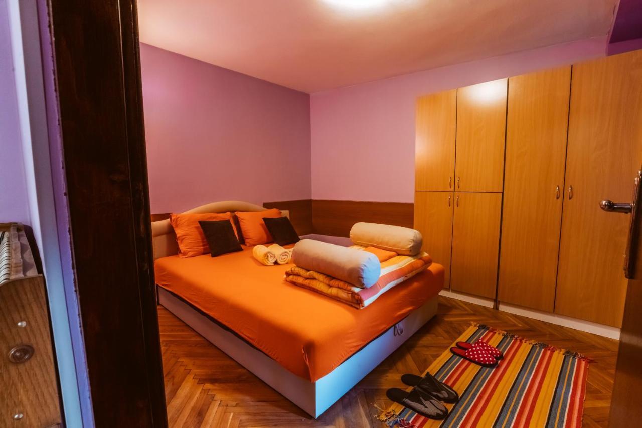 Laufer Hostel Novi Sad Buitenkant foto